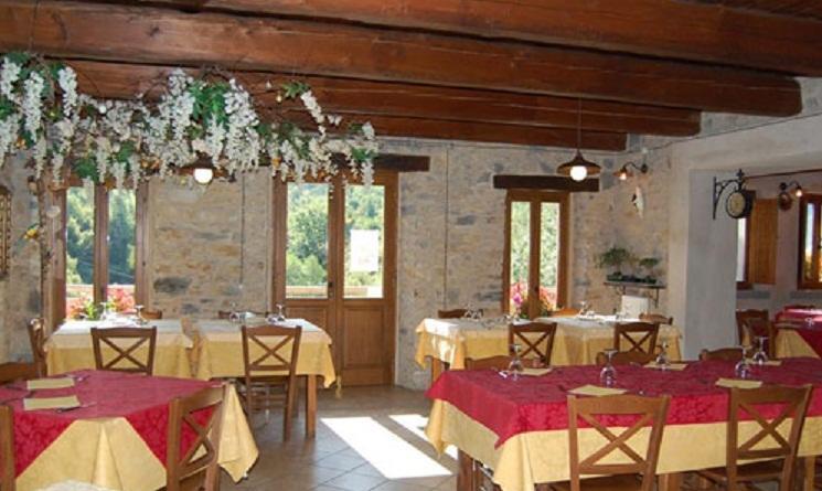 Spino Fiorito Stay Casola in Lunigiana Экстерьер фото